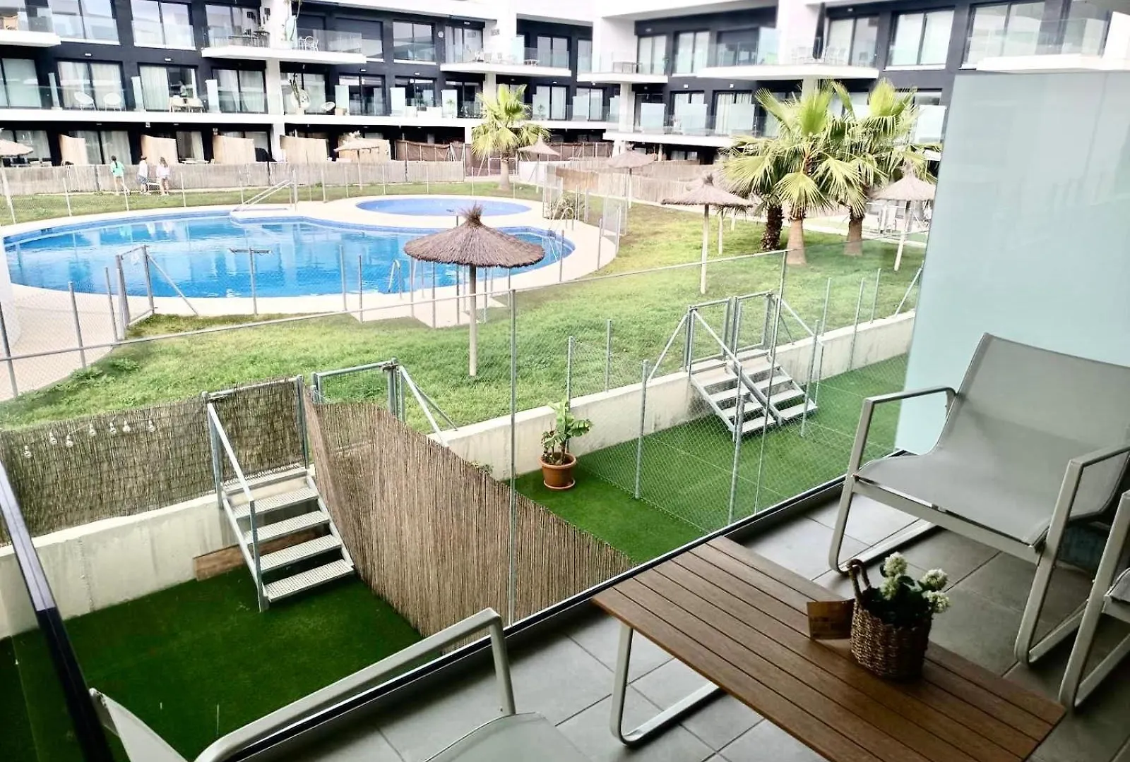 شقة Duplex Con Jardin Zahara Pueblo ساهارا ذي لوس أتونِس