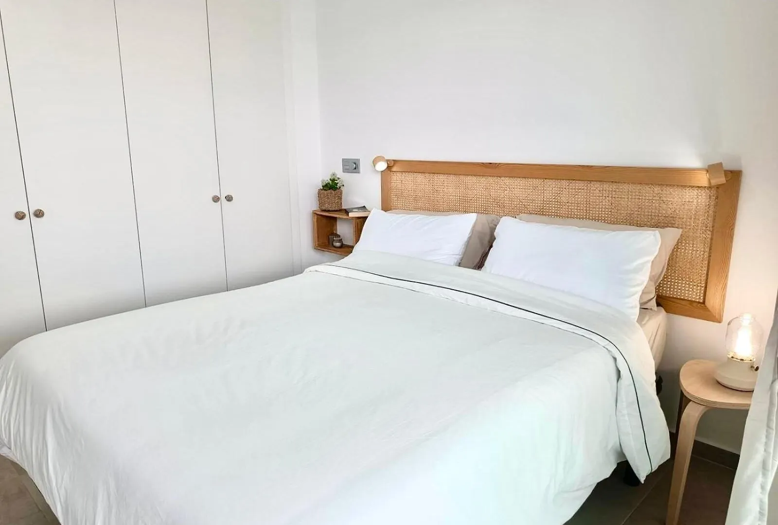 شقة Duplex Con Jardin Zahara Pueblo ساهارا ذي لوس أتونِس 0*,  إسبانيا