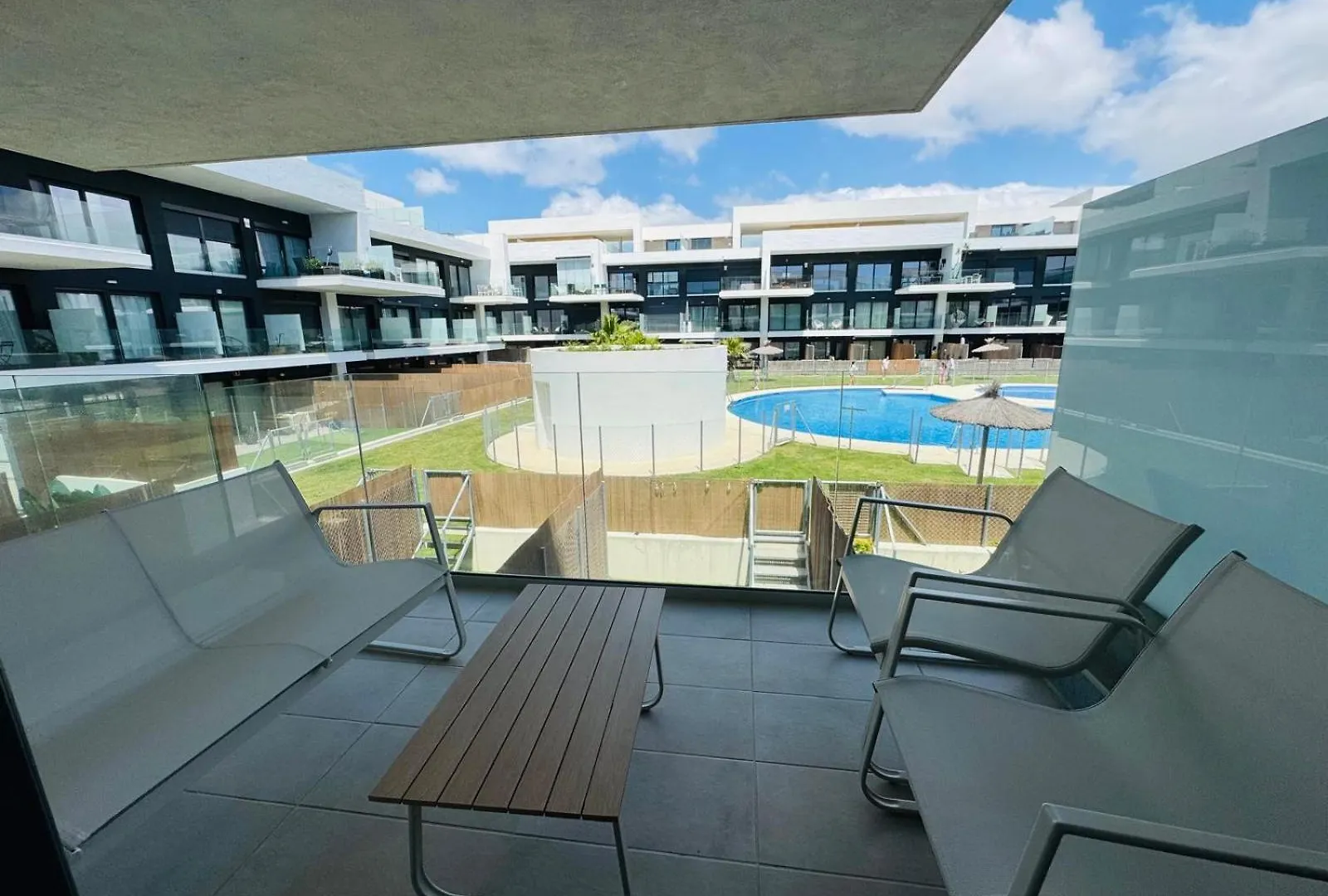 شقة Duplex Con Jardin Zahara Pueblo ساهارا ذي لوس أتونِس